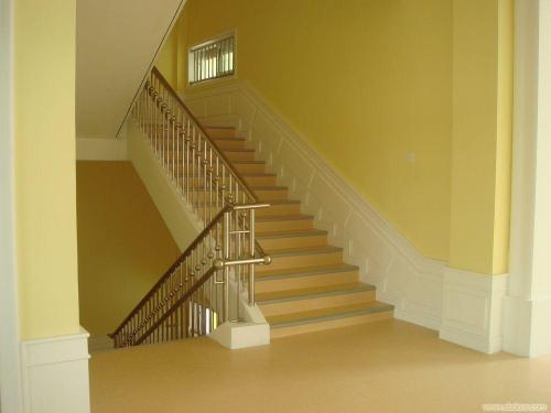 聚四氟乙烯樓梯板與普通傳統樓梯的主要區別在哪？——無錫市祥健四氟制品有限公司